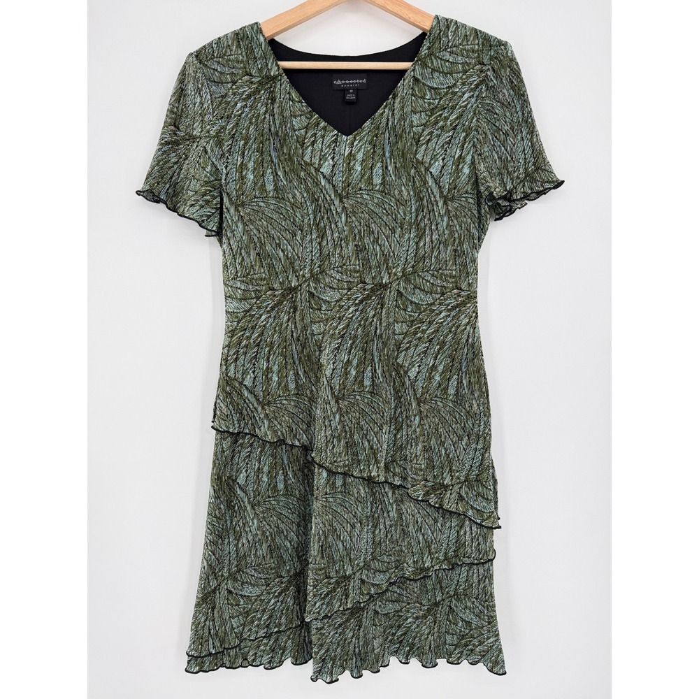 Connected‎ Apparel Y2K Green Leaf Tiered Crinkle Pleated Dress Sz 10 Ruffle Trim